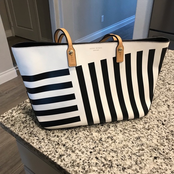 henri bendel Handbags - Henri Bendel Colorblock Tote